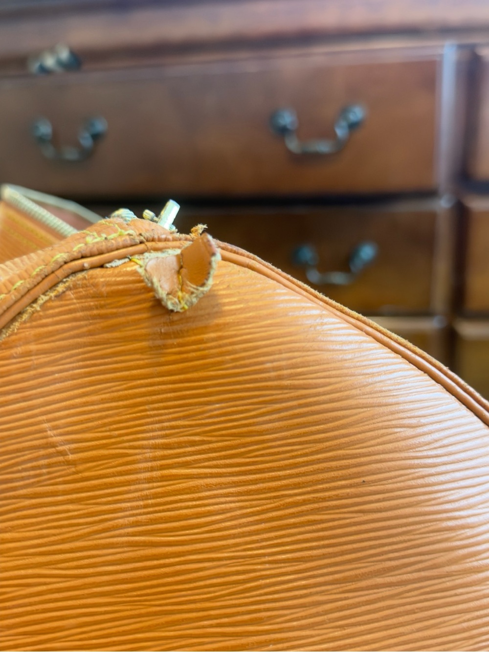 Louis Vuitton Epi Leather Keepall - Picture 7 of 8